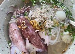 Khách Hàn lần đầu thử món này, ăn hết sạch cả bát