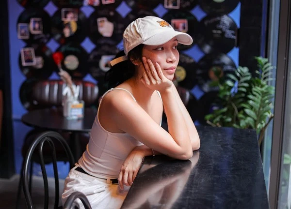 Mỹ Anh: Từng kiệt sức vì cố chứng minh không sống dưới cái bóng của bố mẹ