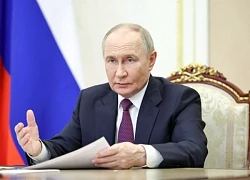 Ông Putin nói Microsoft, Zoom nên bị 'bóp nghẹt' tại Nga