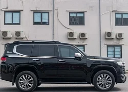 Tốn nửa tỷ độ MBS cho Toyota Land Cruiser, chủ xe vẫn tiết kiệm được 2 tỷ