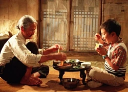 Mẹ chồng đòi trông cháu cho bằng được nhưng cả ngày than thở mệt mỏi khiến vợ chồng tôi không biết làm sao cho vừa lòng