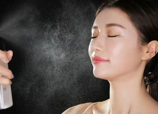 Thói quen gây hại làn da trong ngày hè nhiều người mắc phải