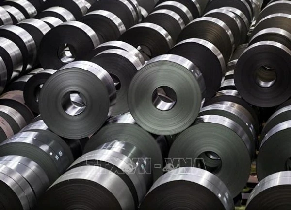 Tổng thống Mỹ tuyên bố sẽ tăng thuế thép lên 50%