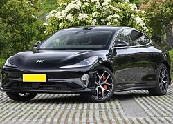 Xe sedan hạng sang công suất 787 mã lực, ngập tràn công nghệ, giá cực hấp dẫn