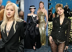 Chị em Blackpink tương tàn ở Met Gala, Jennie vẫn như nấm lùn, lại bị dìm