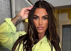 Cựu 'bom sex' Katie Price kể chuyện phá sản: '6 năm qua là địa ngục'