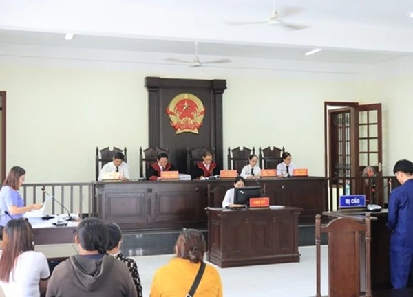 Giám đốc lừa đảo 23 người, chiếm đoạt gần 6 tỉ đồng