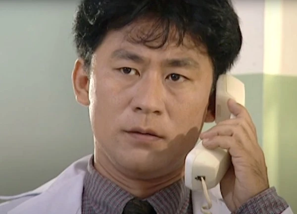 Hình ảnh 23 năm trước của NSND Tạ Minh Tâm có gì mà gây xôn xao?