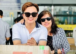 Hình ảnh Đại Nghĩa và mẹ trước khi bà qua đời vì đột quỵ, tình trạng hiện tại của nam MC gây xót xa