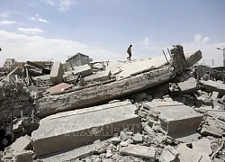 Mỹ không kích các mục tiêu của Houthi