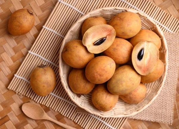 Những người không nên ăn hồng xiêm