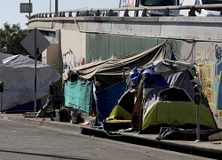 San Francisco lo ngại 2.000 người mất nhà nếu chính quyền liên bang cắt giảm hỗ trợ