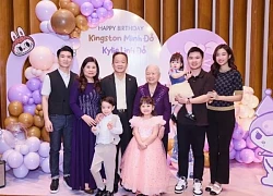 Bầu Hiển có hành động chưa từng thấy với Xuân Son trên sân hàng Đẫy: Ông nội quyền lực, chiều cháu tới bến