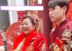 Chàng trai 20 tuổi quyết cưới bạn gái gần bằng tuổi mẹ mình, cái kết thật bất ngờ