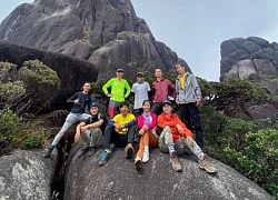 Chinh phục đỉnh núi được mệnh danh "hòn Vọng Phu của Tây Nguyên", cung trekking "Top 2 khó nhất Việt Nam"