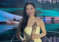 "Nữ hoàng phim 18+" vừa vượt mặt Song Hye Kyo: Diễn thì hết chỗ chê mà sao phim "khó tả" thế này?