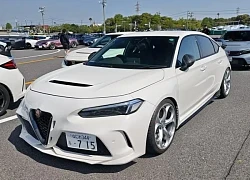 Honda Civic Type R lạ mắt với phong cách Alfa Romeo
