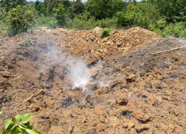 Tiêu huỷ an toàn quả bom nặng 100kg