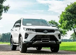 Toyota Fortuner MHEV 'lột xác' với hệ truyền động hybrid và thiết kế hiện đại