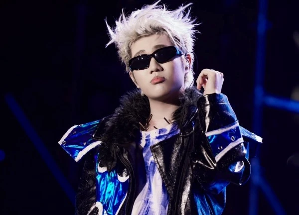 "Biến lớn" trước thềm concert D-6 Anh Trai Say Hi: 1 nam ca sĩ bị tấn công vì "cướp" tiết mục 23 triệu view của RHYDER?
