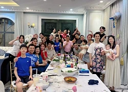 Cặp diễn viên Vbiz yêu bí mật nay dắt nhau ra mắt hội bạn, chuẩn bị công khai hậu bị tóm hẹn hò trên sân pickleball?