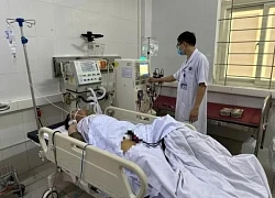 Cứu sống người đàn ông ở Hà Tĩnh bị ngộ độc rượu nặng