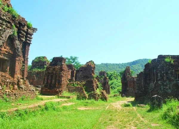 Đền tháp Chămpa tại Thánh địa Mỹ Sơn - vẻ đẹp kỳ ảo và độc đáo giữa rừng thiêng