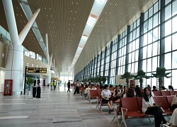 Dột ở nhà ga T3, sân bay Tân Sơn Nhất: Thi công không đảm bảo?
