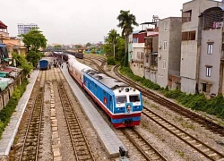 Ga Hải Phòng rực rỡ trong ngày trở thành Điểm du lịch với đoàn tàu hạng sang
