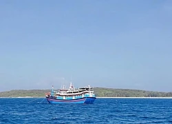 Ghé Phú Quý, thả câu bắt cá ngon nấu phớt
