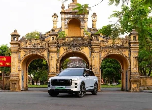 Jaecoo J7 PHEV chinh phục gần 1.500 km chỉ với một bình xăng