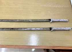 Bốn học sinh rủ nhau cướp xe máy của đôi tình nhân