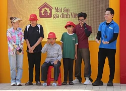 MC Hồng Phúc bật khóc kể quá khứ bán nhà chữa bệnh cho con trai