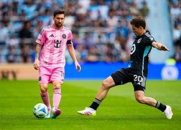 Messi hứng chịu thảm bại nặng nề nhất