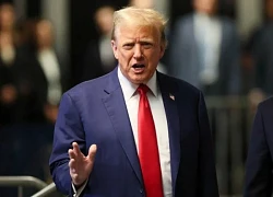 Ông Trump lên tiếng sau khi bị chỉ trích vì đồng ý nhận máy bay từ Qatar