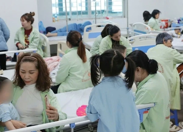Vẫn còn nhiều trẻ mắc sởi do cha mẹ chủ quan không tiêm vaccine