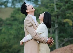 Cặp đôi Vbiz công khai nắm tay tình tứ, bị đồng nghiệp khui luôn mối quan hệ thật