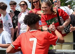 Con trai Ronaldo gây ấn tượng trong lần đầu đá chính cho U15 Bồ Đào Nha