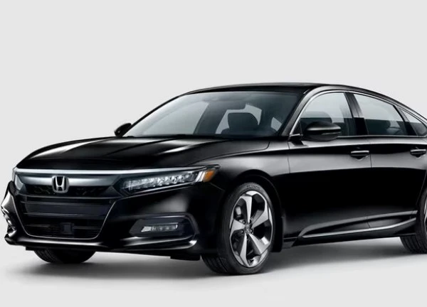 Honda Accord: Lịch lãm, tiện nghi, có giá từ 1,4 tỷ đồng