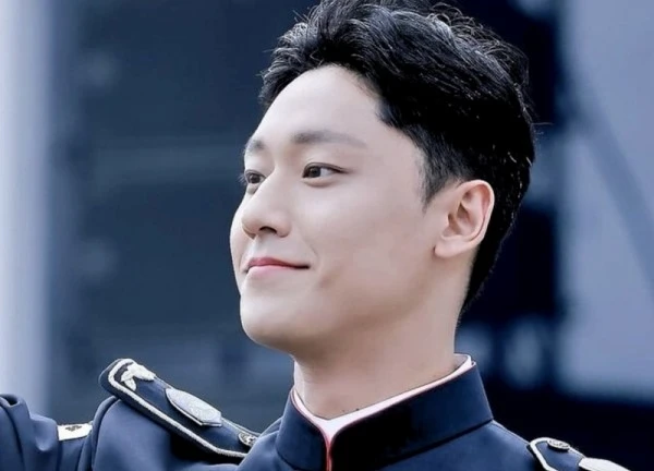 Lee Do Hyun xuất ngũ, sẵn sàng tái ngộ Lim Ji Yeon