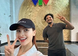 MC Huyền Trang Mù Tạt nhắn tin với "trai lạ" lúc nửa đêm, phản ứng của bạn trai cầu thủ gây chú ý