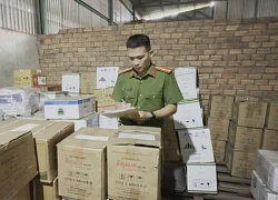 Móc nối mua bán thuốc cấm để bán kiếm lời