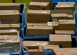 Mỹ giảm mạnh thuế nhập khẩu kiện hàng có giá trị thấp từ Trung Quốc