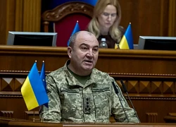 Tổng thống Ukraine bất ngờ loại một Trung tướng quân đội khỏi Bộ Chỉ huy Tối cao