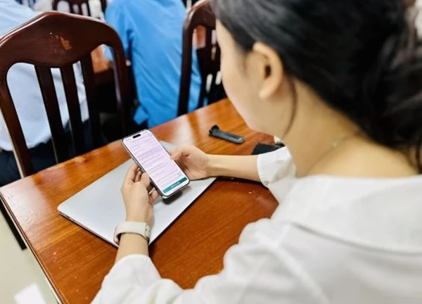 Nữ sinh viên ở Hà Nội vừa bị lừa gần 3 tỷ đồng chỉ sau 1 cuộc điện thoại