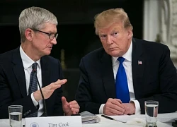 Ông Trump nói gì với Tim Cook khi đạt được thỏa thuận thuế với Trung Quốc?