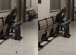 Sự thật đau lòng về bức ảnh cô gái khóc nghẹn ở hành lang bệnh viện
