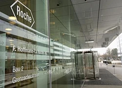 Khoản đầu tư 50 tỷ USD của Roche gặp trở ngại do sắc lệnh về giá thuốc