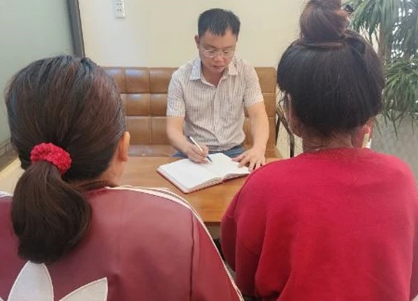 Vụ nhiều học sinh lớp 12 "tự nguyện" xin nghỉ học: 3 em đã được đi học lại