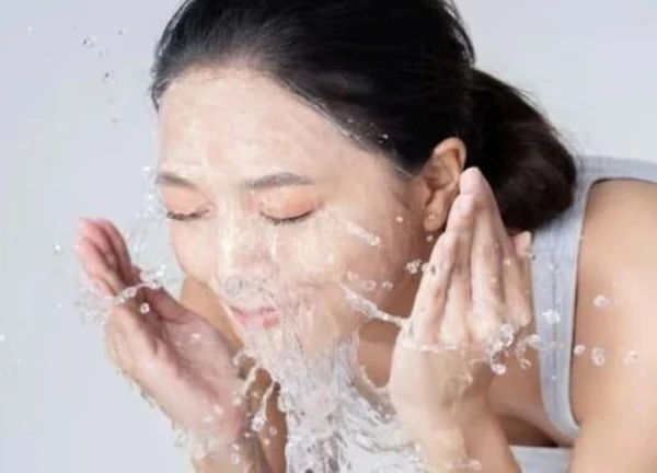 6 cách bảo vệ làn da khi ở trong phòng điều hòa
